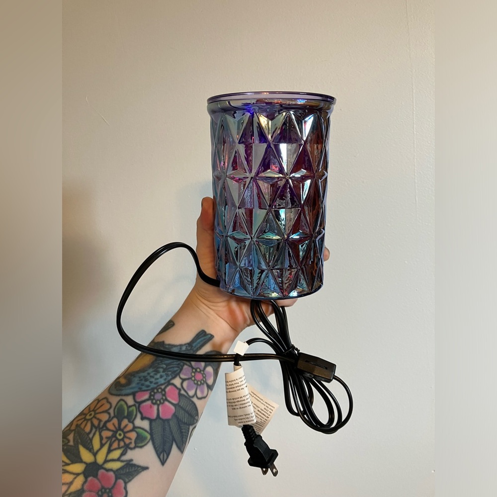Scentsy warmer and scentsy bars